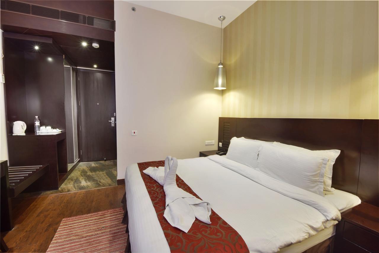 Five Elements Hotels Delhi- North Avenue New Delhi Eksteriør bilde