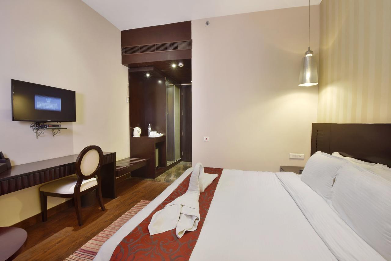Five Elements Hotels Delhi- North Avenue New Delhi Eksteriør bilde