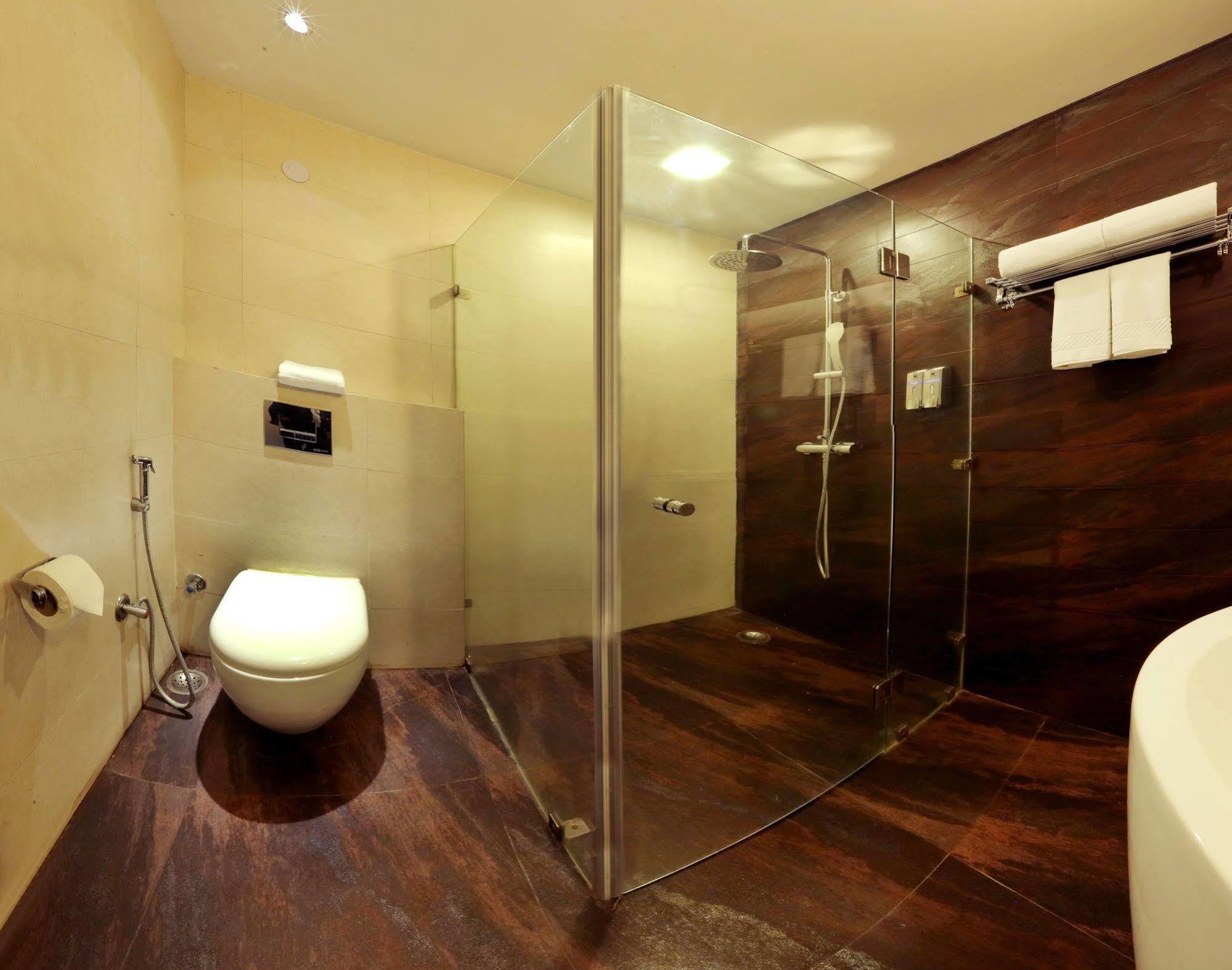 Five Elements Hotels Delhi- North Avenue New Delhi Eksteriør bilde