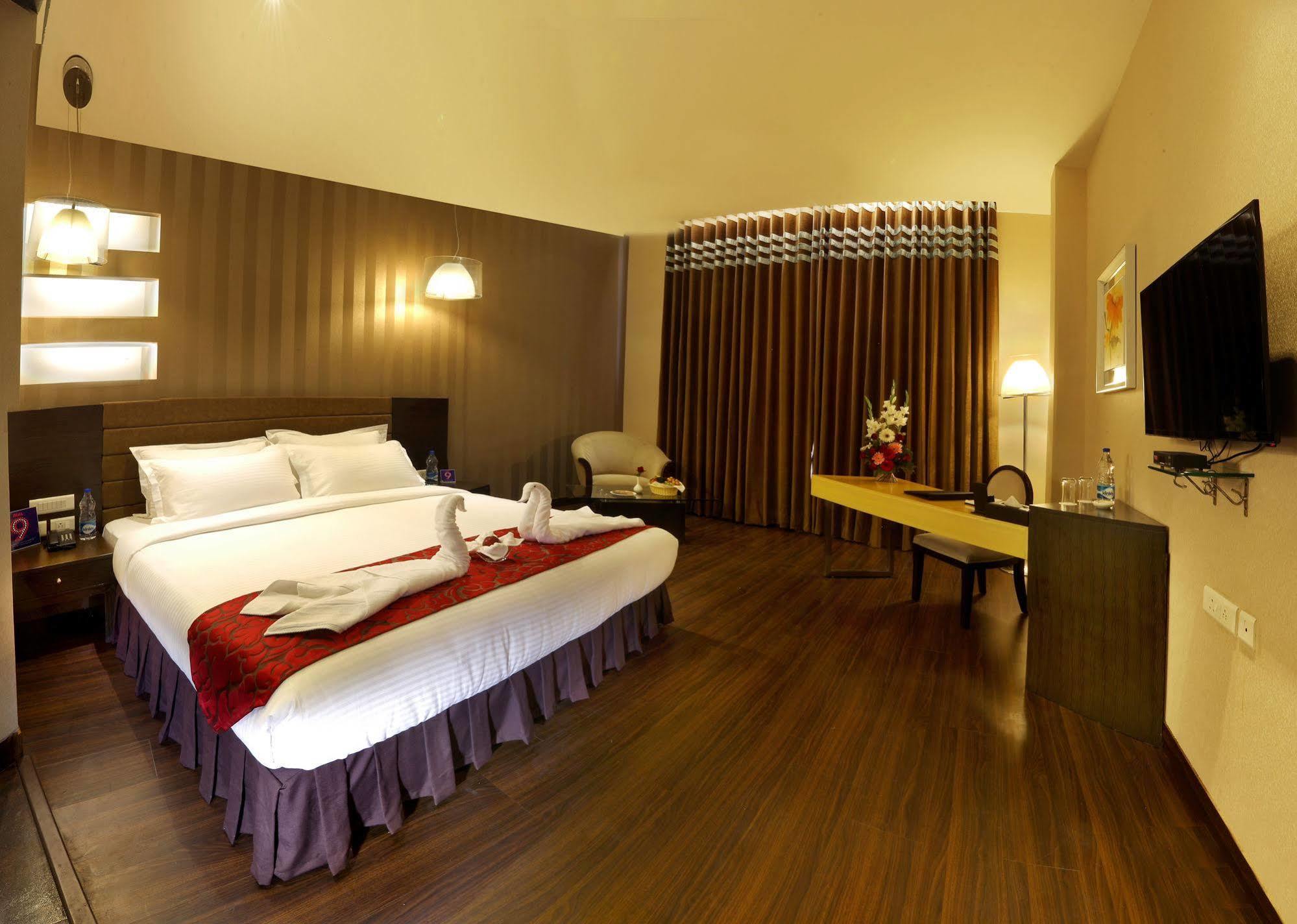 Five Elements Hotels Delhi- North Avenue New Delhi Eksteriør bilde