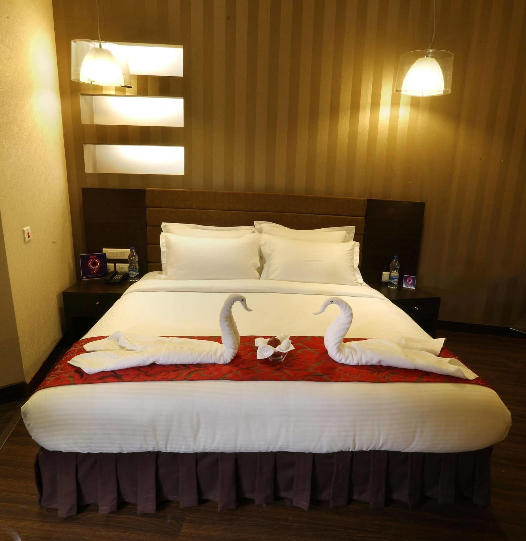 Five Elements Hotels Delhi- North Avenue New Delhi Eksteriør bilde